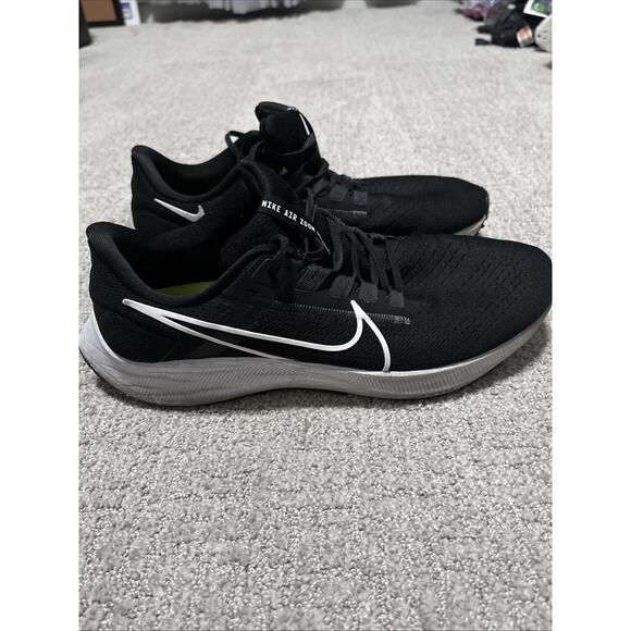 Nike Air Zoom Pegasus 38 Road Running Shoes Black and White Colorway. Size 11.5 main image 5